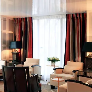 *** Hotel Folkestone Opera Francja